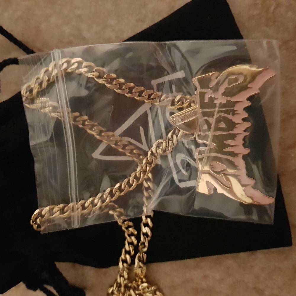 Flatbush Zombies Chain